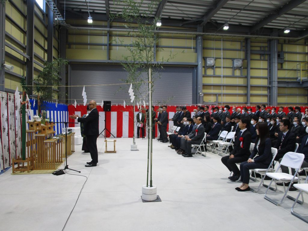 photo 2 of the completion ceremony of the new "Tsushima Factory"